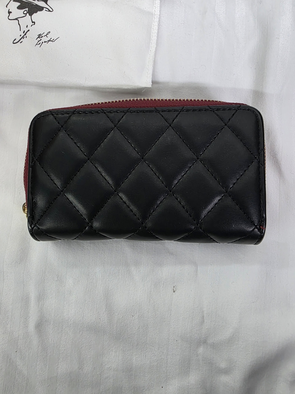 Chanel Quilted Leather Zip Wallet - Black with Gold Hardware - Picture 4 of 11